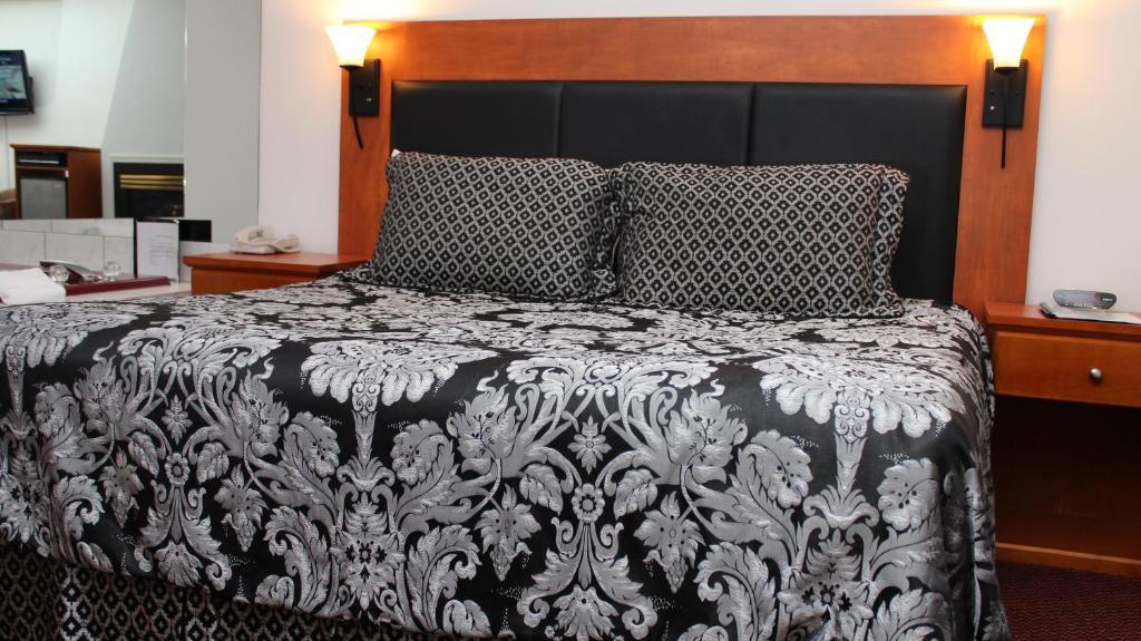 Maverick Motor Inn And Waterslide Kamloops Kamer foto
